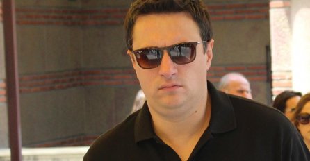 NJEGOVO IME ŽENE ĆE DOBRO ZAPAMTITI: Andrija je FRAJER, ali zaboravit ćete ga čim vidite njegovog ZGODNOG brata!