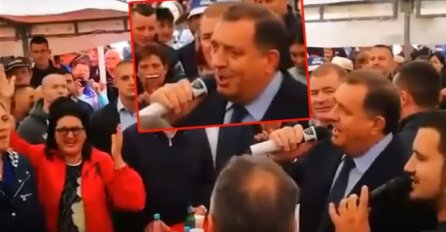 Dodik hoda po blatu i pjeva: Pogledajte kako je Dodik na Manjači  bacio sve u trans, a ONA mu je bila podrška (VIDEO)