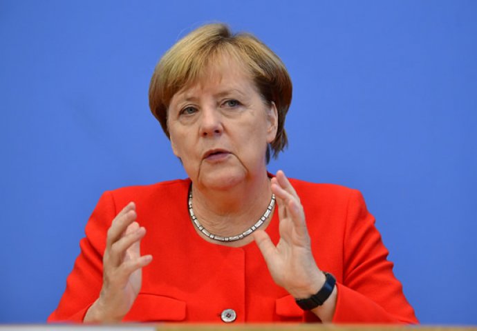 Merkel odbija prijedlog EU o strožijim ciljevima za smanjenje štetnih emisija