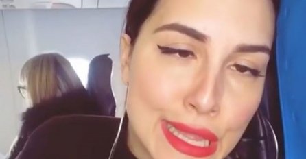 HRVATSKA PJEVAČICU U AVIONU SMRAD GOTOV UGUŠIO: Doživjela žešči neugodnjak, pa SVE SNIMILA!