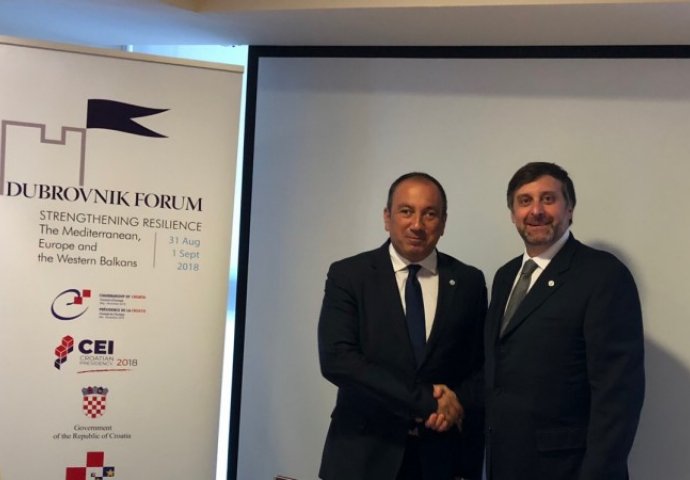 Palmer: SAD žele što snažniji razvoj ekonomije i demokratije u BiH