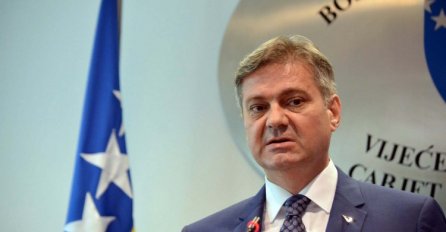 Zvizdić: Srbija neće odlučivati o granicama BiH