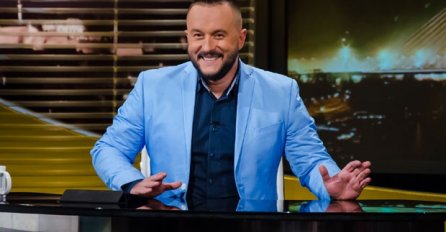 INTERNET GORI Ovo je selfi od milion dolara: Nećete vjerovati sa kim se slikao poznati voditelj (FOTO)