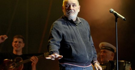 DVA SJEDIŠTA NA KONCERTU SU UVIJEK PRAZNA ZA NJIH: Đorđa Balaševića pogodila je VELIKA TRAGEDIJA, sada se sve saznalo!