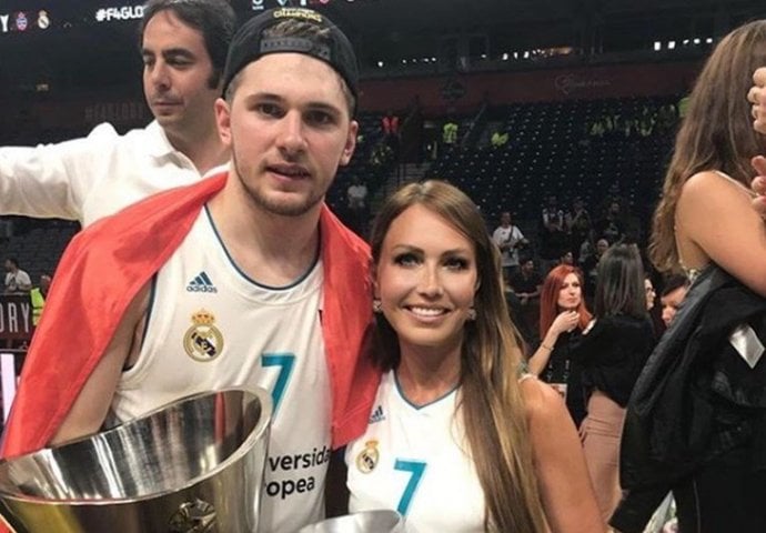 NBA BRUJI O ZGODNOJ MAMI LUKE DONČIĆA: Sad se skinula, a kad su vidjeli njene noge, ZGROZILI SU SE (FOTO)