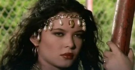 ČUVENA KASSANDRA DANAS IMA 44 GODINE I NEPREPOZNATLJIVA JE: Ljudi ne mogu doći sebi kad je vide (FOTO)