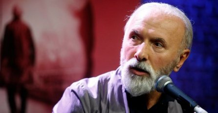 DINO MERLIN BIO JE ZALJUBLJEN U SPONZORUŠU: Ostavila ga je, a onda je nastao ovaj VELIKI HIT koji svi vole!