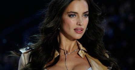 IRINA SHAYK PROŠETALA U POTPUNO PROVIDNOM KOSTIMU: Kad su vidjeli ovaj prizor, MUŠKARCI SU PALI U TRANS (FOTO)