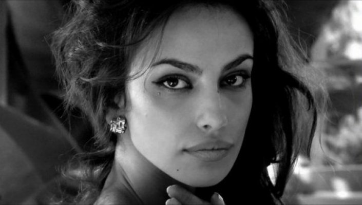 madalina-ghenea-465x390-61724900