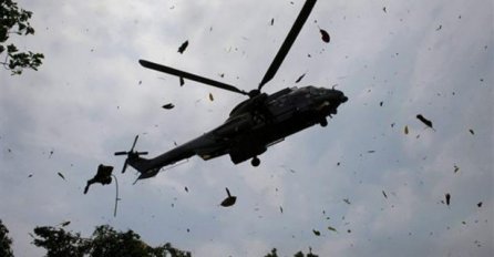 HELIKOPTER SE SRUŠIO U MORE, DVOJE LJUDI POVRIJEĐENO: Sve ekipe na terenu!