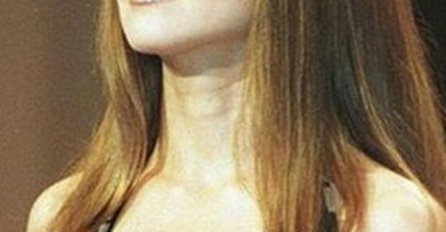 KAD JE PRIJE 18 GODINA OBUKLA OVU HALJINU, DOBILA JE OTKAZ ZBOG DEKOLTEA: Cijeli Balkan divio se njenom tijelu!