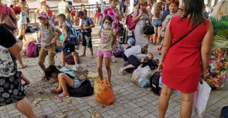 HAOTIČNO STANJE: Evakuisano hiljade ljudi, nekoliko osoba prebačeno u bolnicu! (VIDEO) 