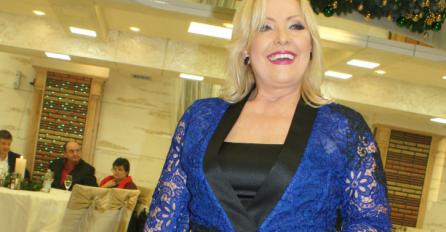 Ko bi rekao da je ovo kćerka Snežane Đurišić? NE BAVI SE PJEVANJEM I ŽIVI U AMERICI: Pogledajte kako izgleda LIČI LI NA MAJKU?