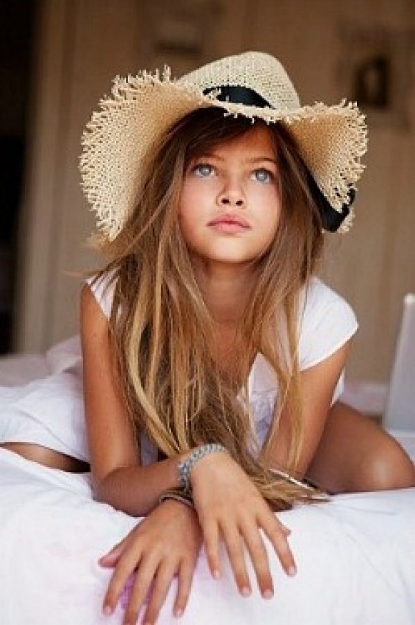 thylane-blondeau-10-year-old-vogue-model