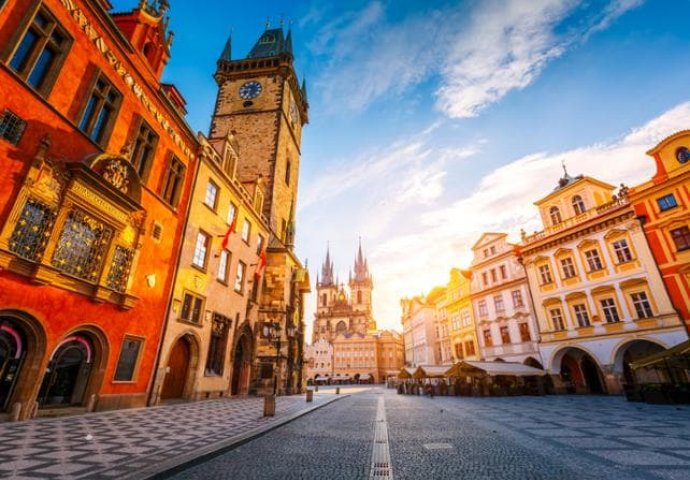 Posjetite dvorce Češke i zlatni Prag sa turističkom agencijom Centrotours!