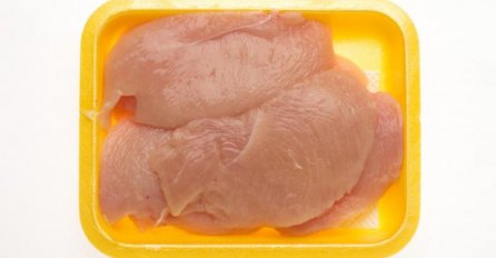 PANIKA U HRVATSKOJ, AKO STE KUPILI OVAKVU PILETINU ODMAH JE BACITE: Zaražena je salmonelom!