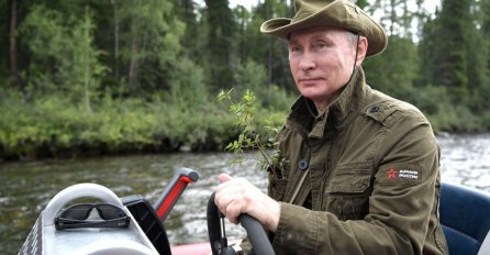 MLADIĆ IZ SRBIJE JE PUTINOV DVOJNIK: Kad ga ugledaju svi se žele slikati s njim! (FOTO)