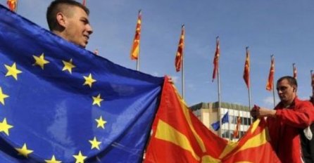 Makedonci prosvjeduju: Jedni za, a drugi protiv promjene imena države