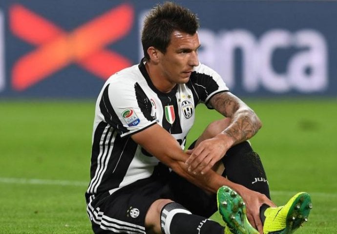 JUVE JE LOŠ, ALI OVAJ MANDŽUKIĆ JE APSOLUTNO...Italijanski mediji TEŠKO PONIZILI hrvatskog napadača