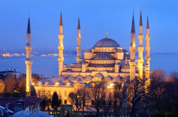 the-blue-mosque-istanbul-during-sunset