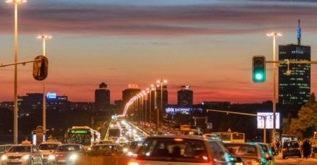 NE KREĆITE NIGDJE, GLAVNI GRAD POTPUNO PARALISAN: Centralne ulice blokirane, ljudi odbrojavaju sate