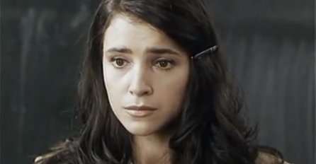 SJEĆATE LI SE NASTAVNICE FRANCUSKOG IZ FILMA "LAJANJE NA ZVEZDE": Danas ima 50 godina i evo kako izgleda!