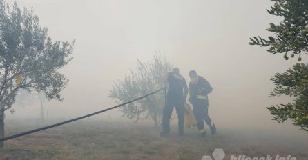 Vatrogasci obuzdavaju požar u blizini Mostara