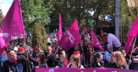 Prosvjed u Švicarskoj: Oko 20.000 osoba tražilo jednake plaće za žene i muškarce