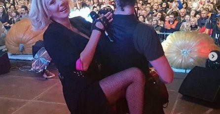 U GOLU NOGU LEPE BRENE GLEDALI SU SVI: Ali to nije sve, slijedi ZAPALJIVIJA SLIKA!