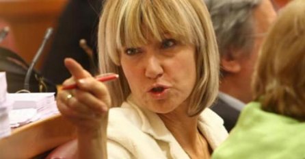 GLUPE LJUDE MOŽETE PREPOZNATI SAMO JEDNOM REČENICOM: Testirajte ih, a da oni i ne znaju za to