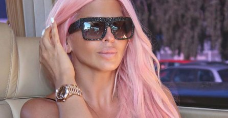 JELENA OTIŠLA KOD DUŠKA, KINEZI UPIRALI PRSTOM U NJU NA ULICI: Sve će vam biti jasno KAD VIDITE KAKVA SE POJAVILA (FOTO)