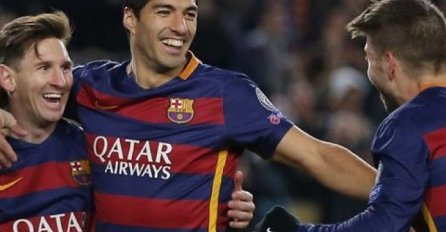 PRIJETI MU VELIKA KAZNA Barcina zvijezda na poluvremenu napala arbirtra u tunelu stadiona