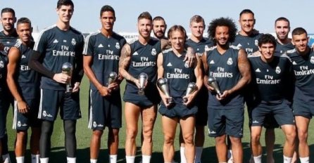 NAKON ŠTO SU POHARALI KONKURENCIJU: Realovci se pohvalili trofejima, fanovi uočili skrivenu poruku Ronaldu?