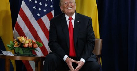 ČESTITKE STIŽU SA SVIH STRANA: Donald Trump deseti put postao djed! Svi su oduševljeni imenom bebe, a evo šta je deda poručio povodom proširenja porodice