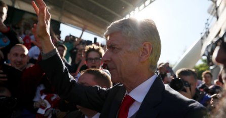 ARSENE WENGER SE SENZACIONALNO VRAĆA IZ PENZIJE Preuzet će posrnulog rivala, čeka se samo POTVRDA