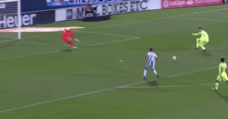 Čovječe, kako si dogurao do seniora? Pogledajte NEVJEROVATNU GREŠKU Piquea koja je Barcelonu koštala poraza