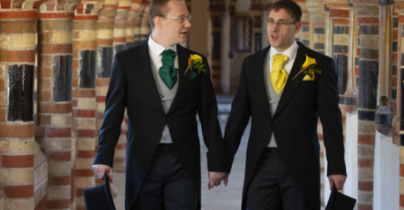 Dvojica Hrvata se vjenčali u engleskom dvorcu, evo šta su na to rekli roditelji od Ivana i Stjepana