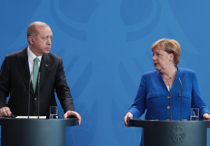 Merkel-Erdogan: Njemačka želi stabilnu Tursku
