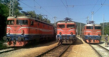 Održan štrajk upozorenja radnika Željeznica RS-a