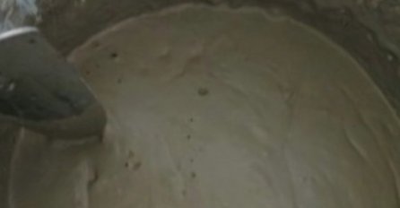 UZELA JE STARI PEŠKIR, NATOPILA GA U CEMENT I PUSTILA DA SE OSUŠI: Pogledajte rezultat, svi će vam zavidjeti kad ovo vide (FOTO) 