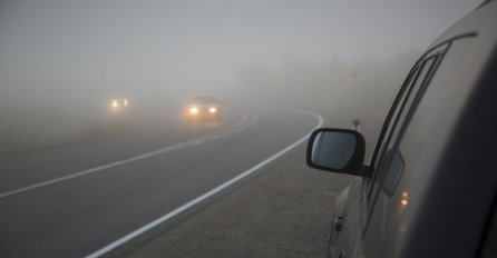 VOZAČI, OPREZ: Niske temperature pogoduju formiranju poledice, kolovoz vlažan i mjestimično klizav