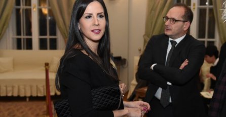 TAMARA VUČIĆ SE POJAVILA NA PRIJEMU KOD KANADSKOG PREMIJERA, LJUDI NISU SKIDALI POGLED: Kada vidite šta je obukla sve će vam biti jasno 