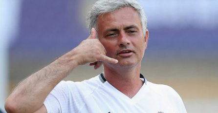 MOURINHO ŠTA JE SA TOBOM? Portugalac dovodi "pojačanje" koje je zaprepastilo milione navijača