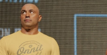 Njegova fotografija je postala HIT NA INTERNETU: Kada vidite ostatak sve će vam biti jasno!