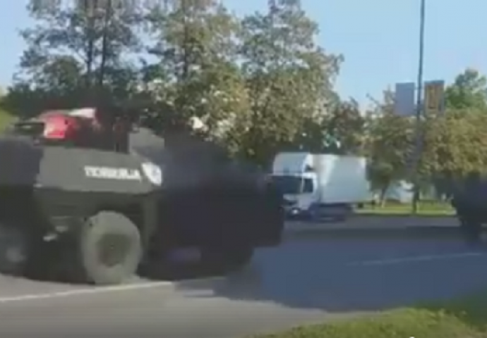 SVE SE TRESE, OKLOPNA VOZILA TUTNJE BANJALUKOM: Objavljen snimak, evo šta policija radi (VIDEO)