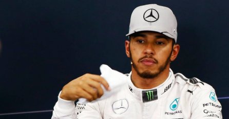 Lewis Hamilton: "Mercedes je najbolji tim, nosimo se sa pritiskom mnogo bolje nego Ferrari"