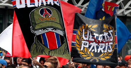 "SVI SRBI SU ALBANCI"  Navijači PSG-a "albanskim orlom" i parolama provocirali Zvezdine navijače na tribinama