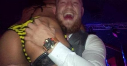 Atraktivna hostesa otkrila detalje: "McGregor je mislio da je moja zadnjica vreća za boks"