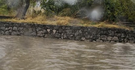 HAOS U REGIONU: Jaka kiša poplavila grad, dio građana nema struje!