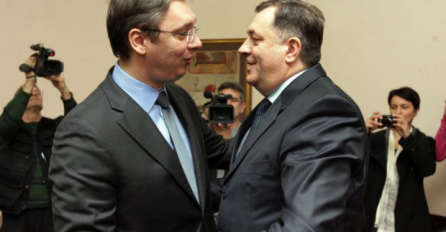 DODIK ŽELI SAMO NJEGA DA VIDI! Konačno se oglasio i predsjednik Srbije o izborima u BiH: Evo šta je poručio